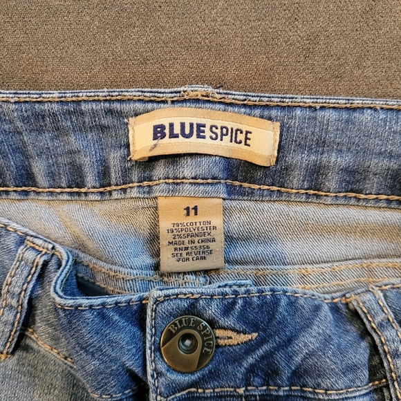 Women's Size 11 Blue Spice Denim Shorts - Picture 4 of 7